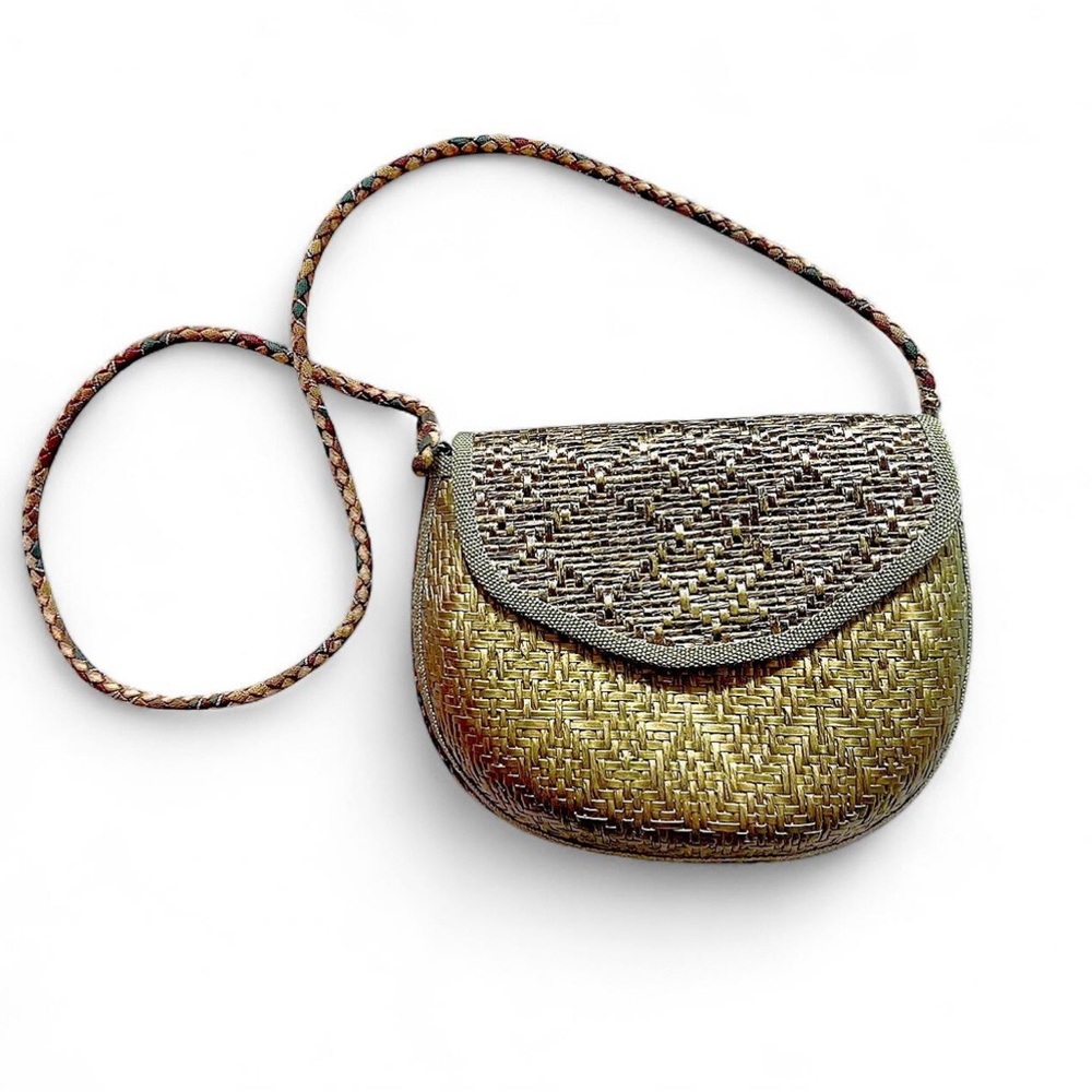 A Vintage Novelli of Florence By Ennelinea Straw Shoulder Bag
